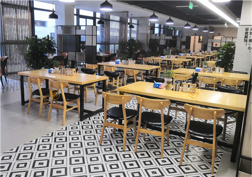 学校食材供货问题被通报，优管智慧食堂助力食堂规范管理(图1)