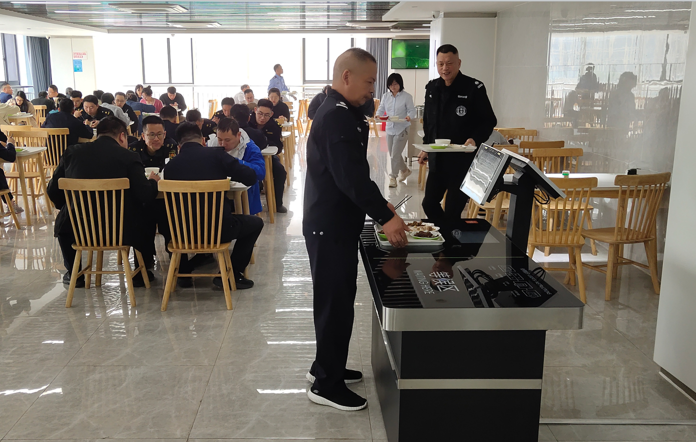 赋能单位食堂后勤升级：智能结算系统助力就餐效率显著提升(图1)